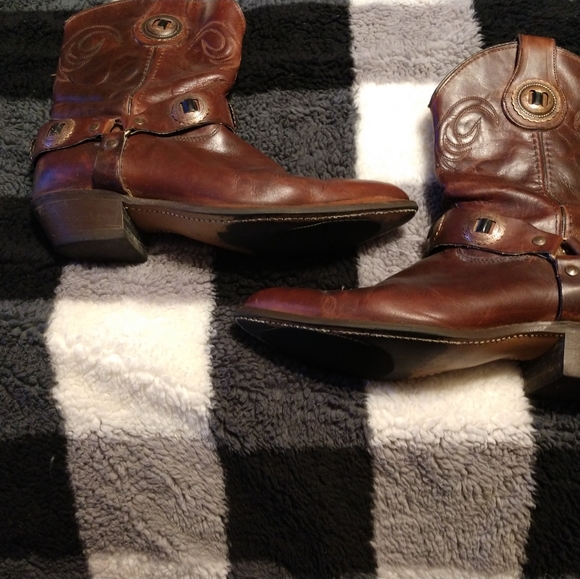 Brown western boot - Picture 5 of 10